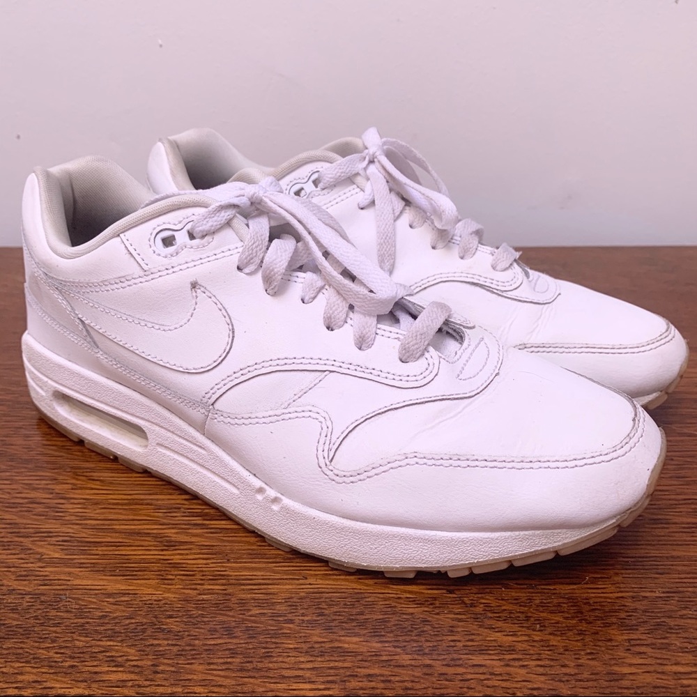 Nike Air Max Men’s 9.5 custom “D BOY”